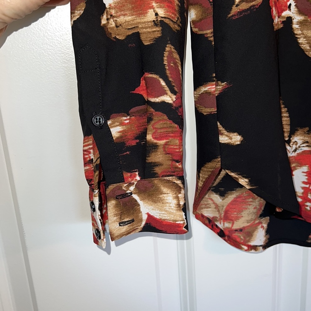 Blouse - Picture 2 of 2
